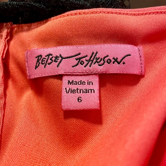 Betsy Johnson size 6 women’s dress. - Picture 2 of 10